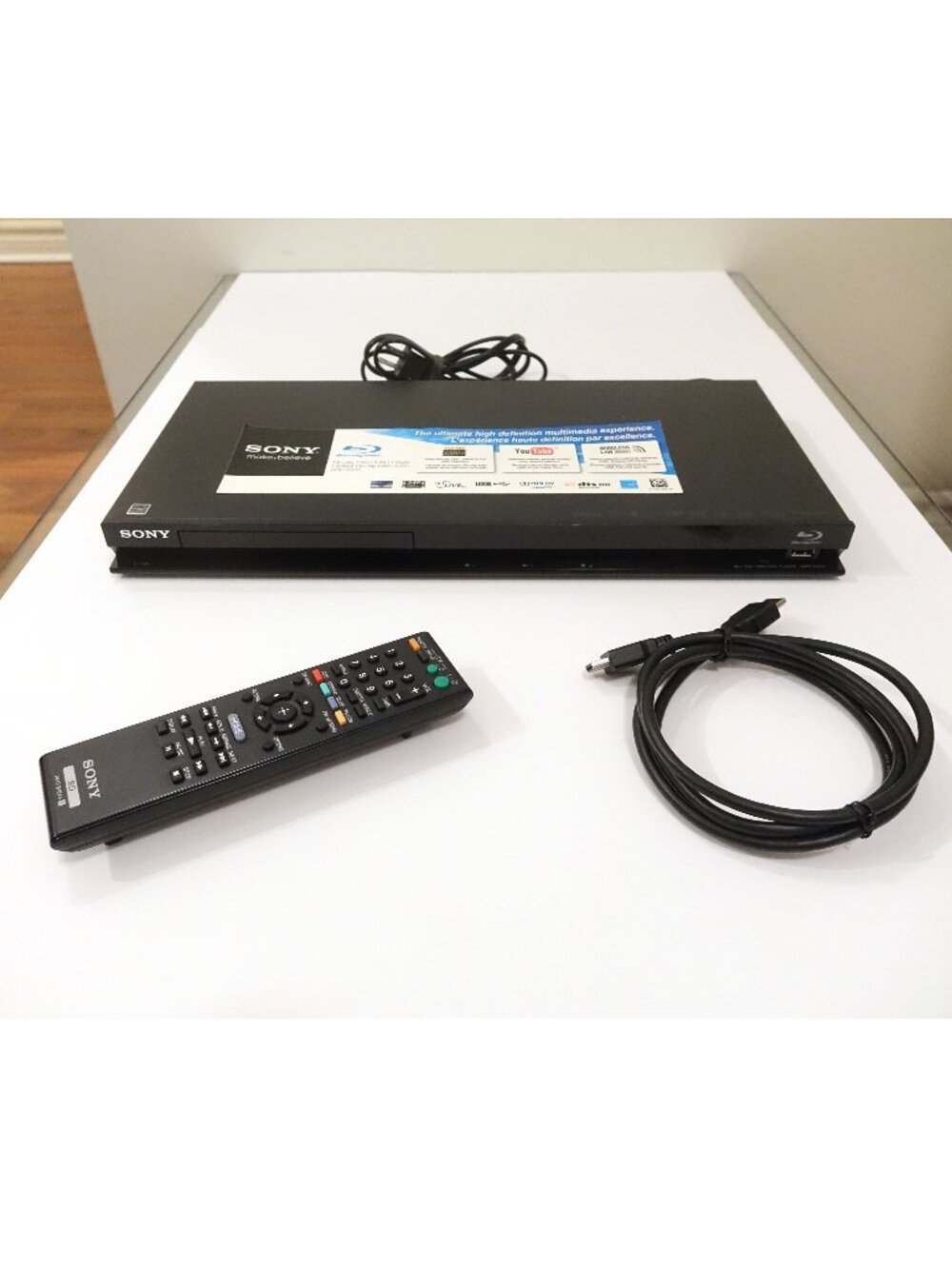Sony BDP-S370 Blu-ray/CD/SACD/DVD Player w/Remote and HDMI cable